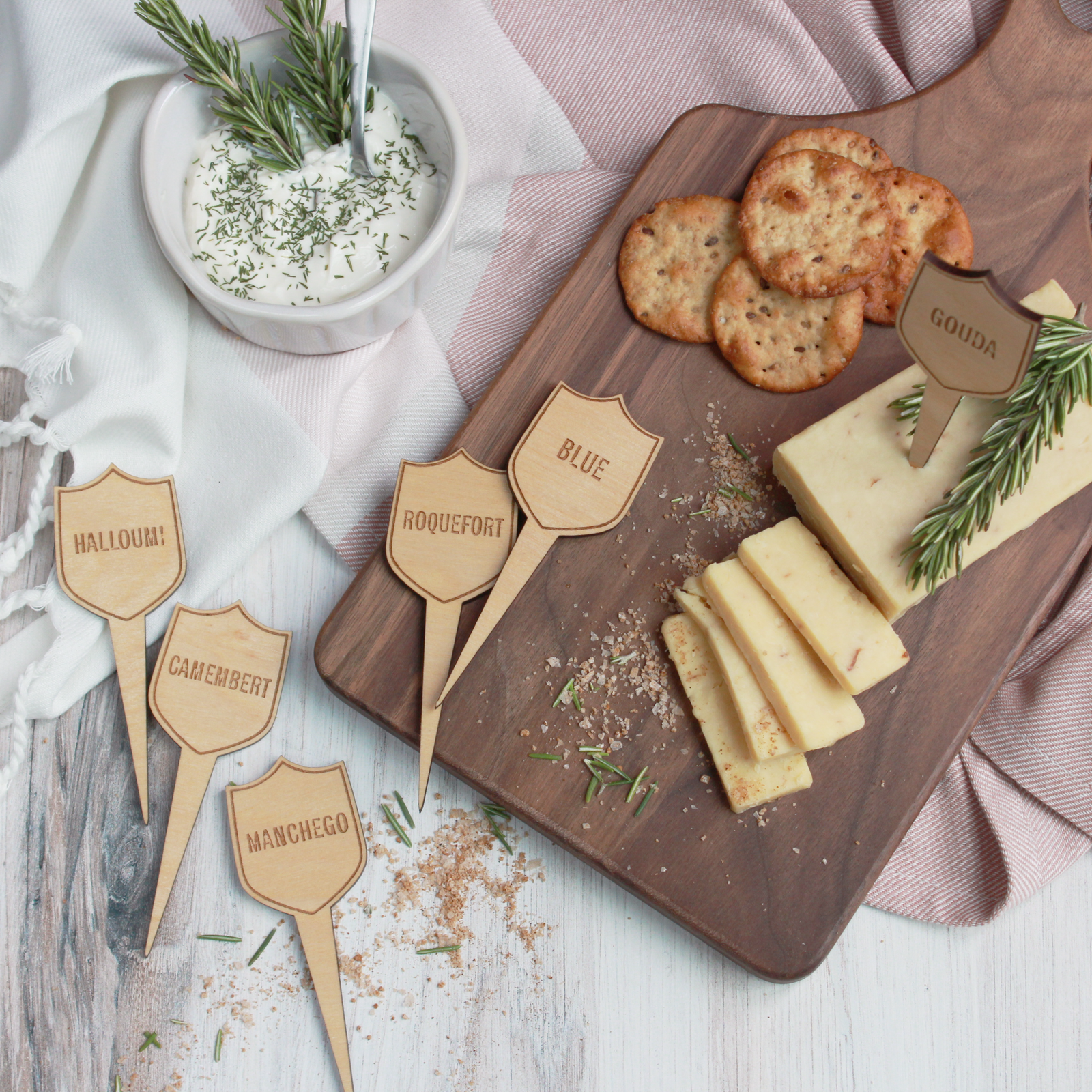 Crest Cheese Marker Set