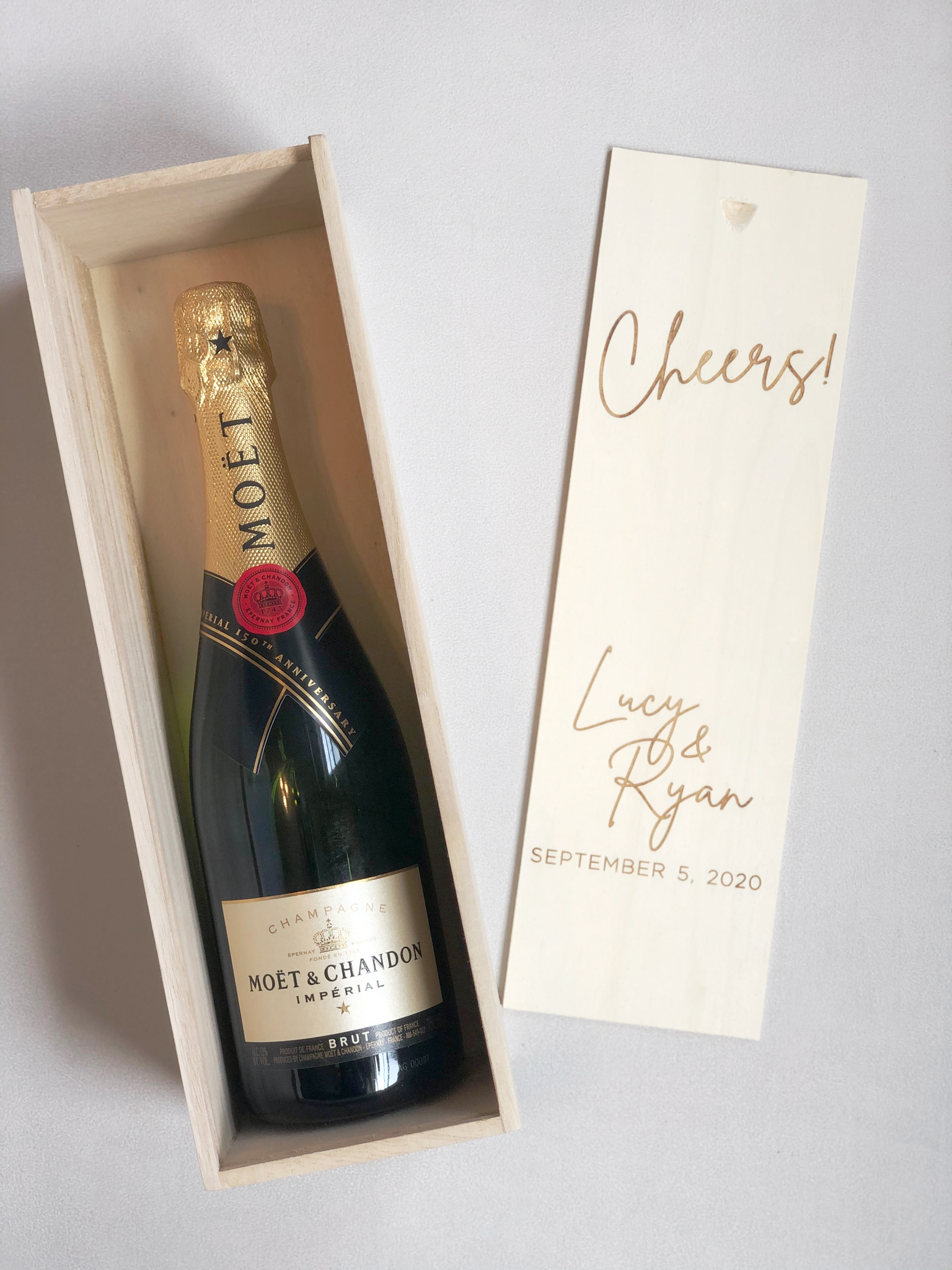 Wood Engraved Wine/Champagne Box